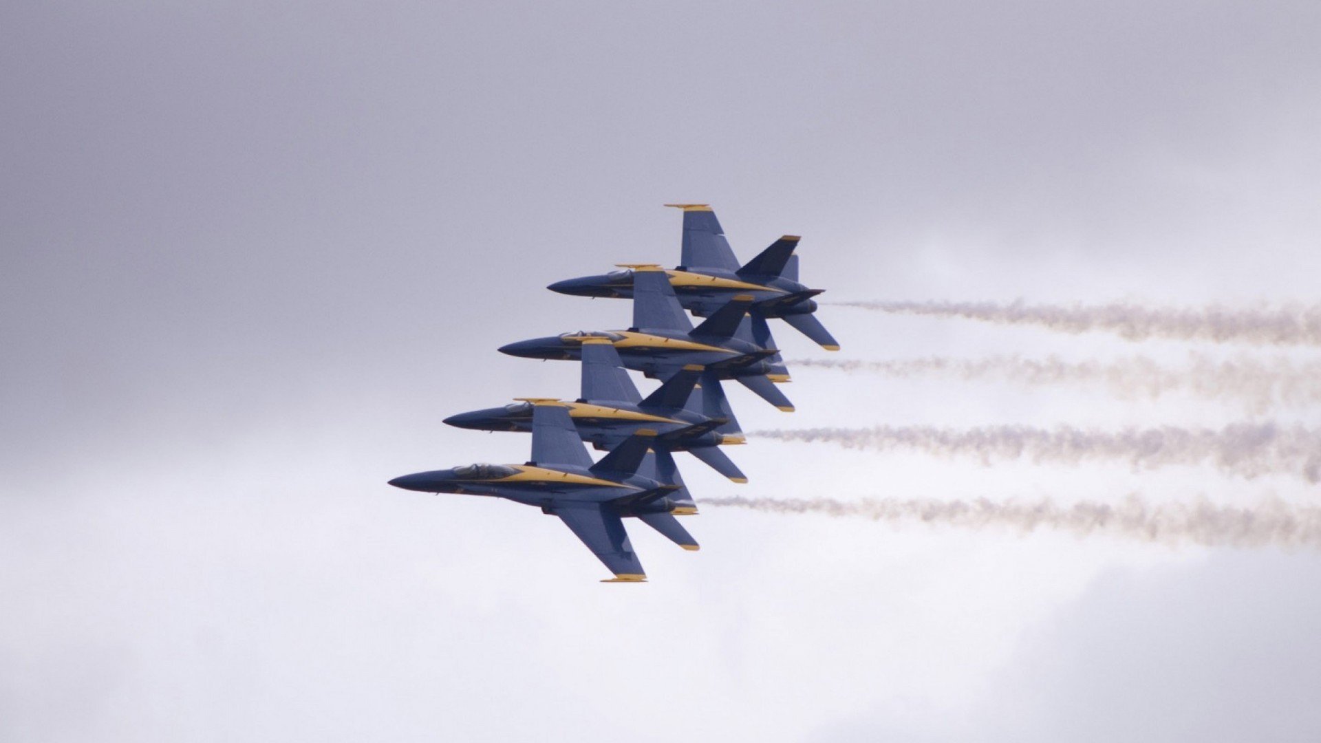 _户外攀岩挑战:迎接岩壁的呼唤_,户外攀岩的好处