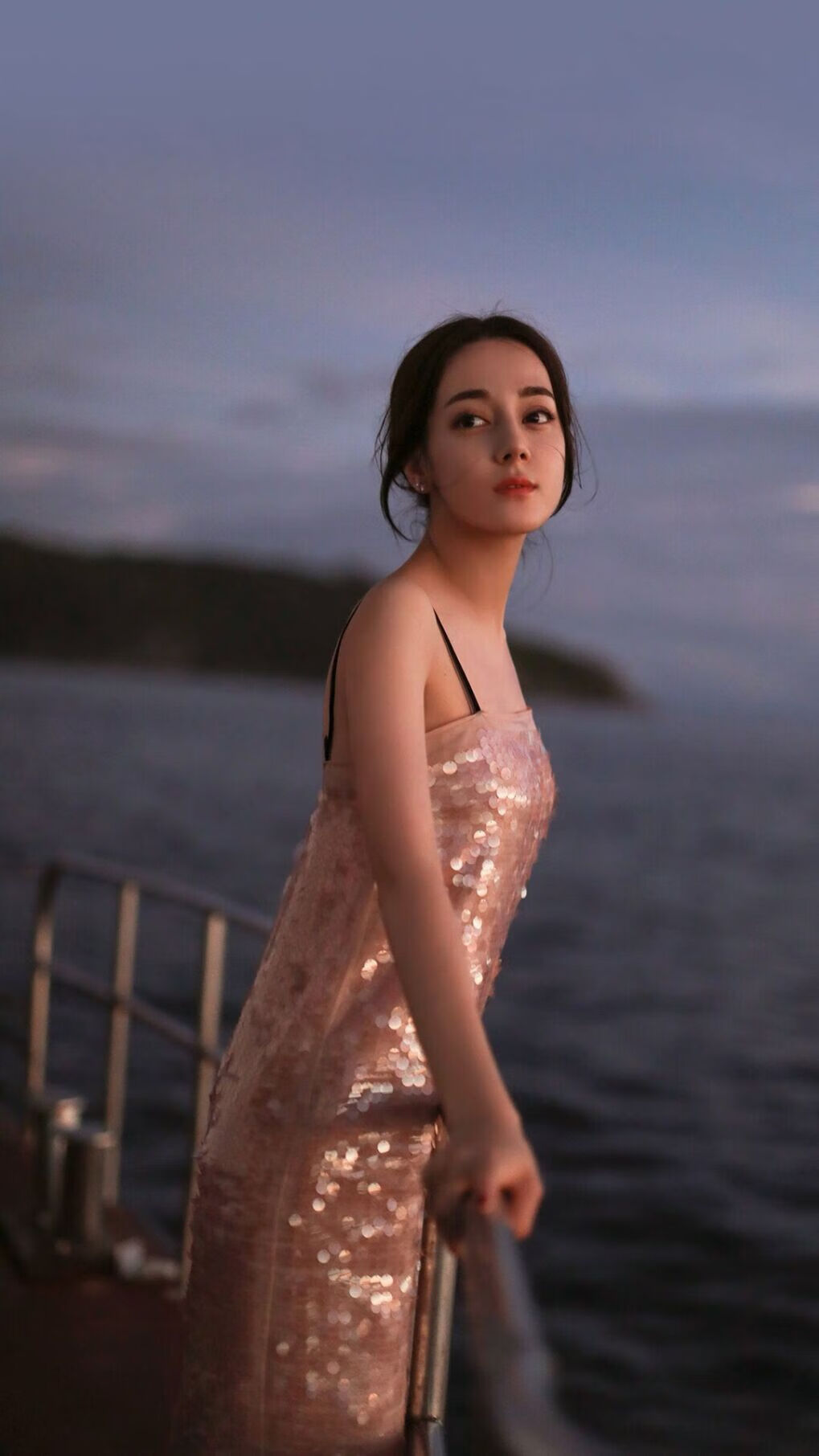 _户外攀岩挑战:迎接岩壁的呼唤_,户外攀岩的好处